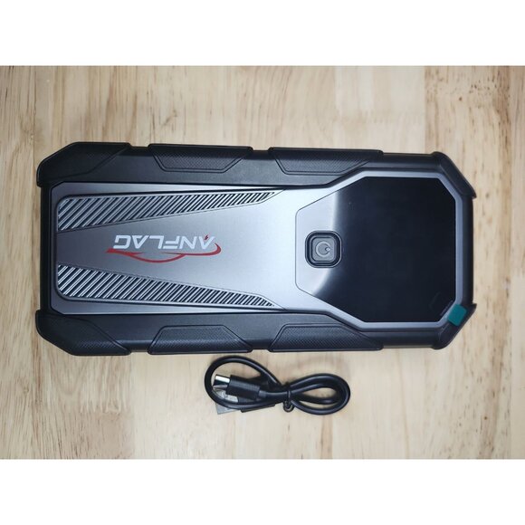 Car jump starter - Picture 3 of 5